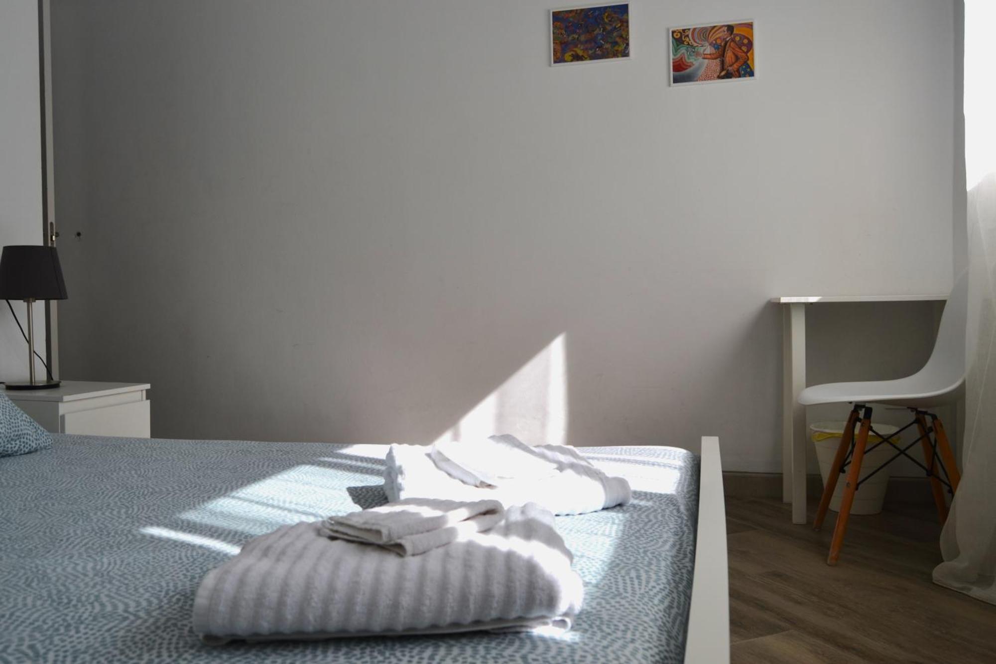 Room With Private Bathroom - Vivienda Vacacional Out Of Blue Санта-Круз-де-ла-Пальма Экстерьер фото